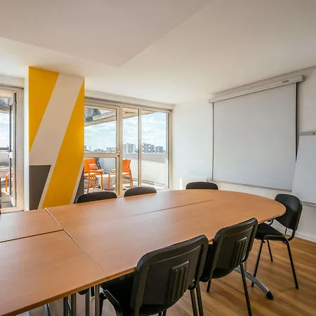 Aparthotel Adagio Access Paris La Villette-3